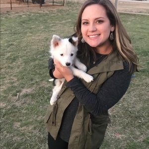 Meet your Posher, Sarah beth